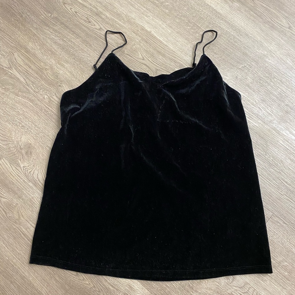 A New Day black crushed velvet tank size medium